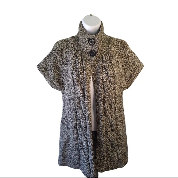 Kasper Essential Sportwear Short Sleeved Knit Cardigan with Collar Buttons - Picture 2 of 8